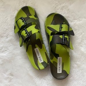 Steve Madden sandals